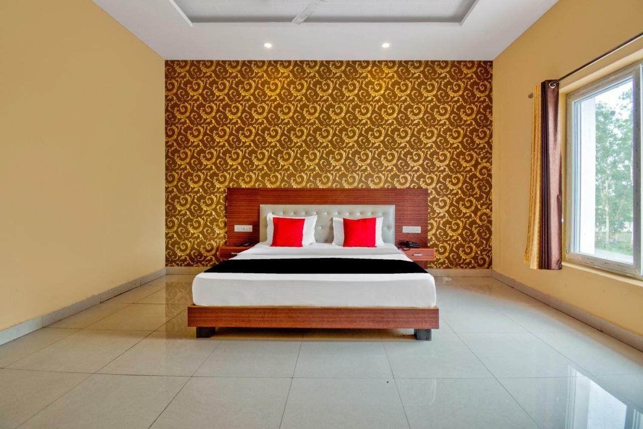 Capital O 40833 Maharaja Hotel & Restaurant Kashipur Ngoại thất bức ảnh
