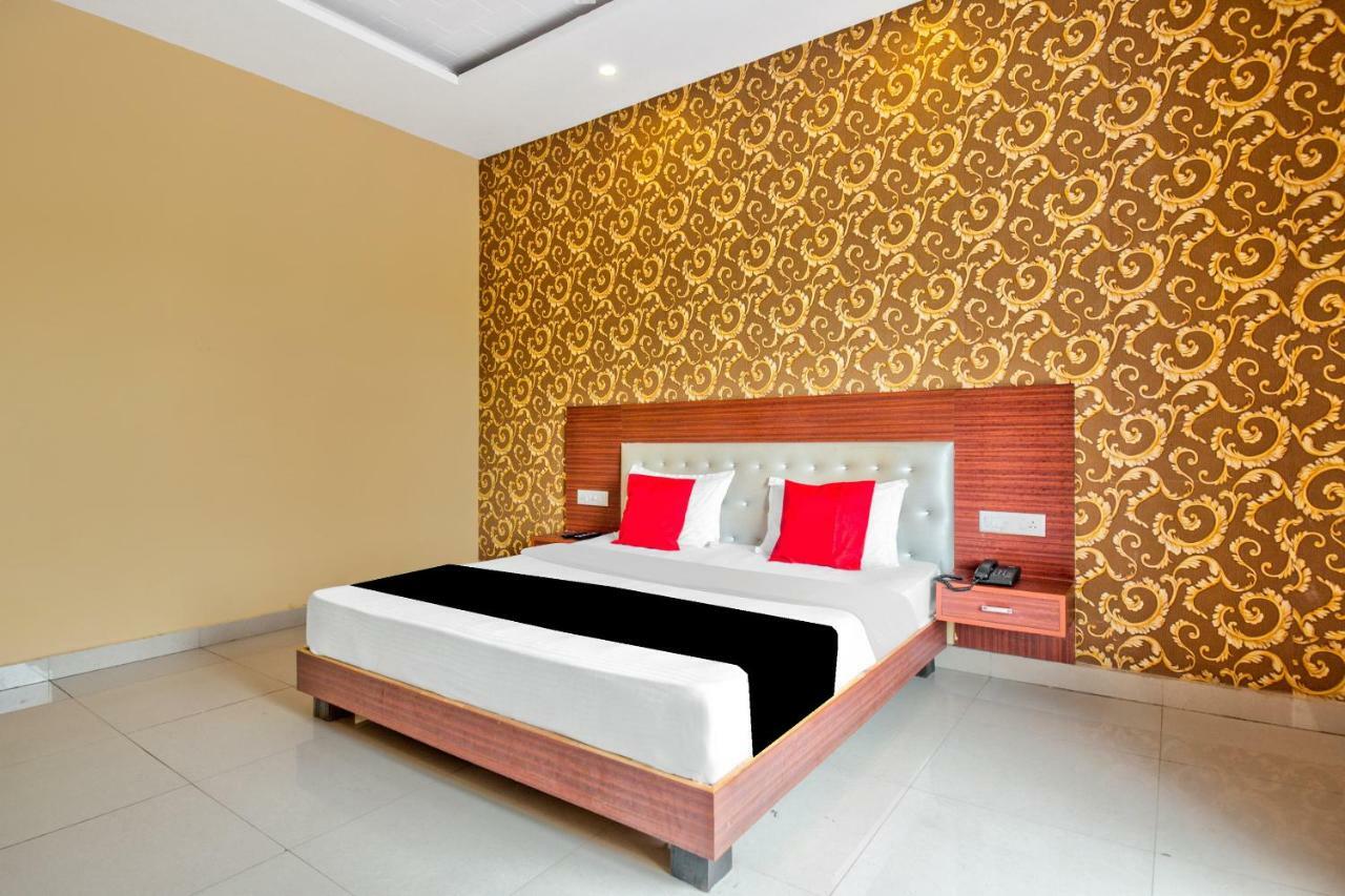 Capital O 40833 Maharaja Hotel & Restaurant Kashipur Ngoại thất bức ảnh