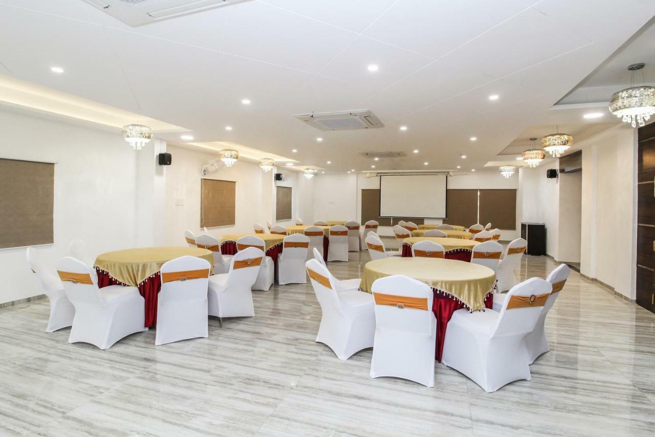 Capital O 40833 Maharaja Hotel & Restaurant Kashipur Ngoại thất bức ảnh