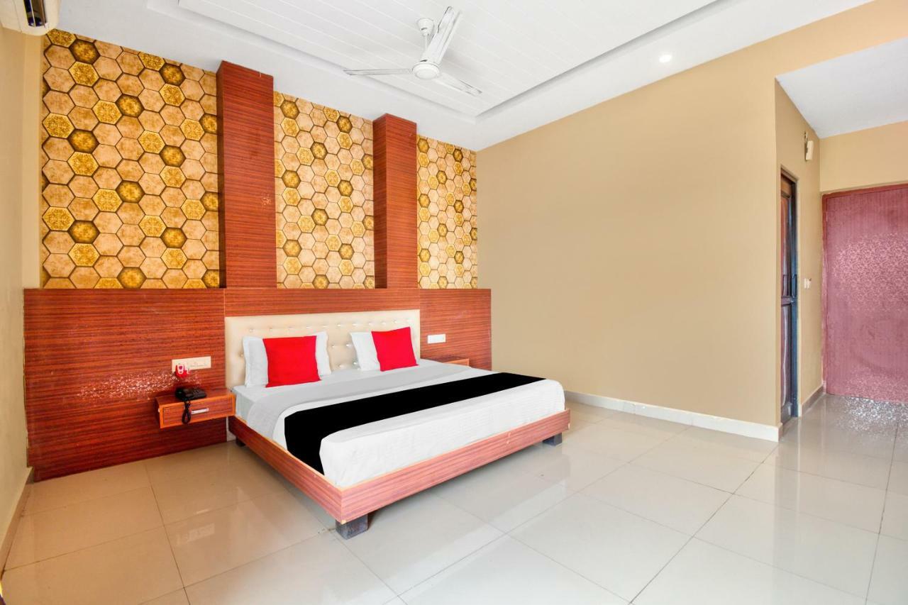 Capital O 40833 Maharaja Hotel & Restaurant Kashipur Ngoại thất bức ảnh
